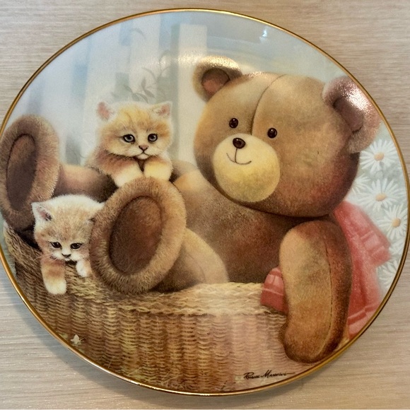 Limited Edition “A Stuffed Friend” Cat Plate by Ruane Manning | The Danbury Mint - Picture 7 of 16
